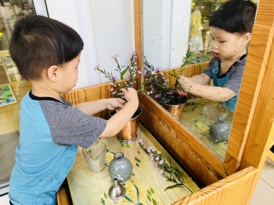 CÁC BẬC PHỤ HUYNH CÓ THỂ ĐANG YÊU THƯƠNG CON QUÁ MỨC