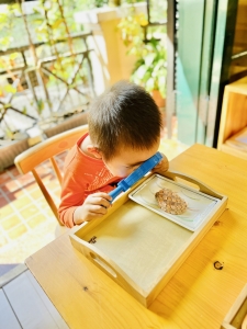 CON BẠN CÓ CÔNG VIỆC CỦA RIÊNG MINH